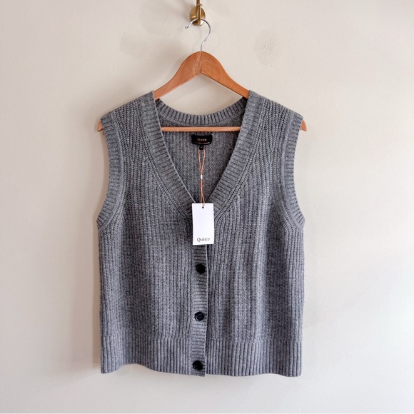 Quince Sweaters - Quince Gray Ribbed V-Neck Button Front Sleeveless Cardigan